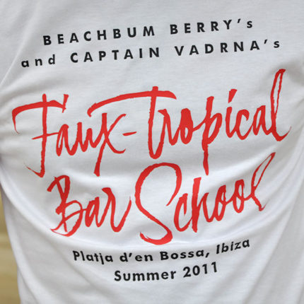 Faux-Tropical Bar School